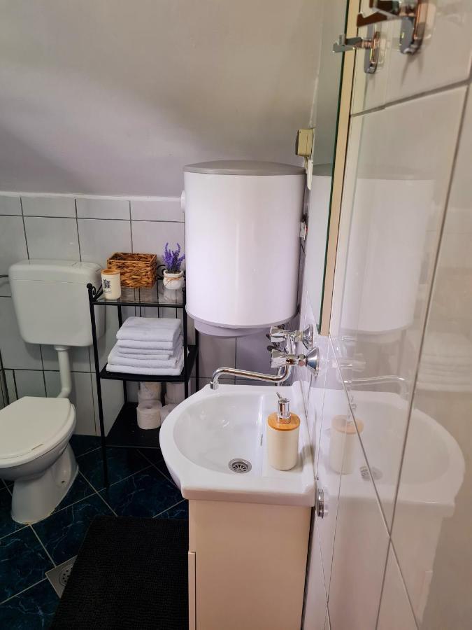 Apartman Poznanovic Apartment Rakovica Exterior photo